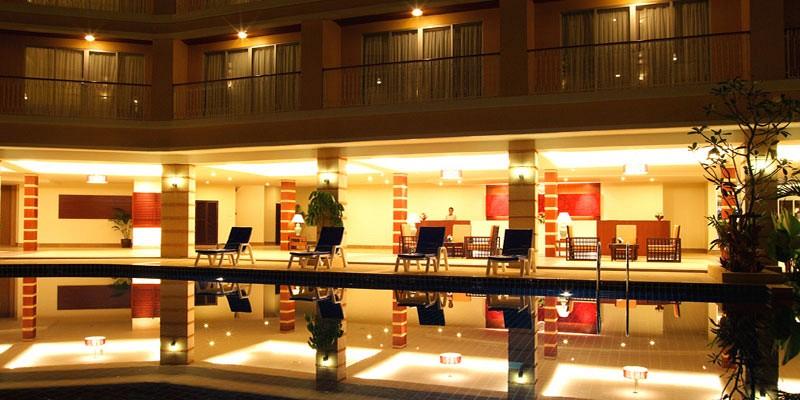 Kalim Resort Patong Buitenkant foto