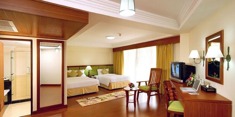 Kalim Resort Patong Buitenkant foto