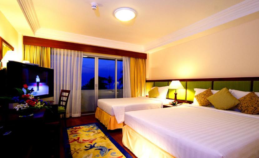Kalim Resort Patong Buitenkant foto
